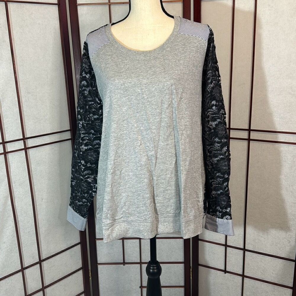 Lane Bryant grey and black lace overlay sleeves top 18/20